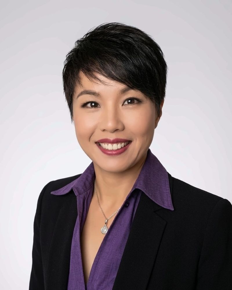 LOIS KIM
