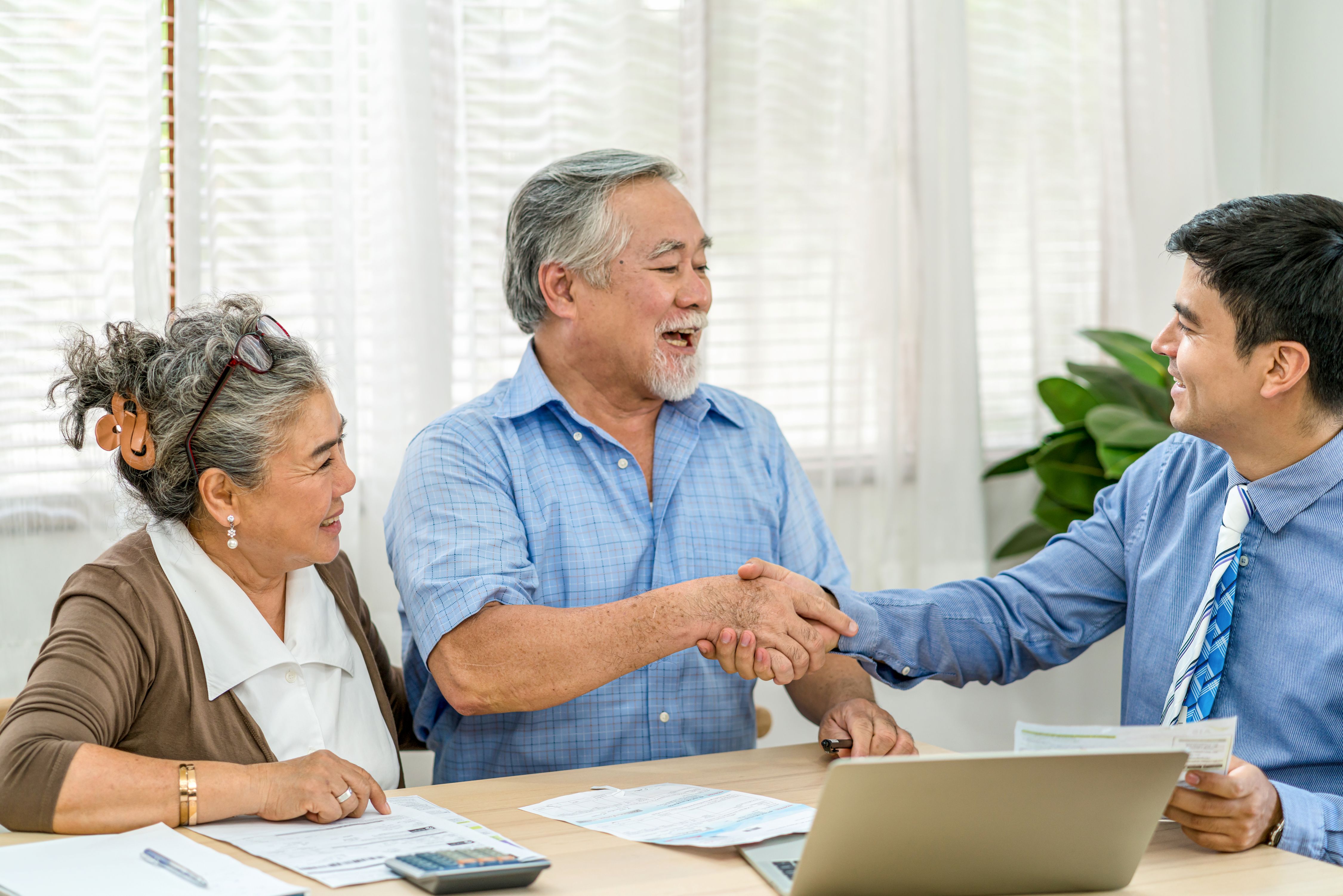 Life Insurance, 은퇴후 안정된 수입원이 될 수 있을까? - 중산층을 위한 현명한 은퇴 전략 -