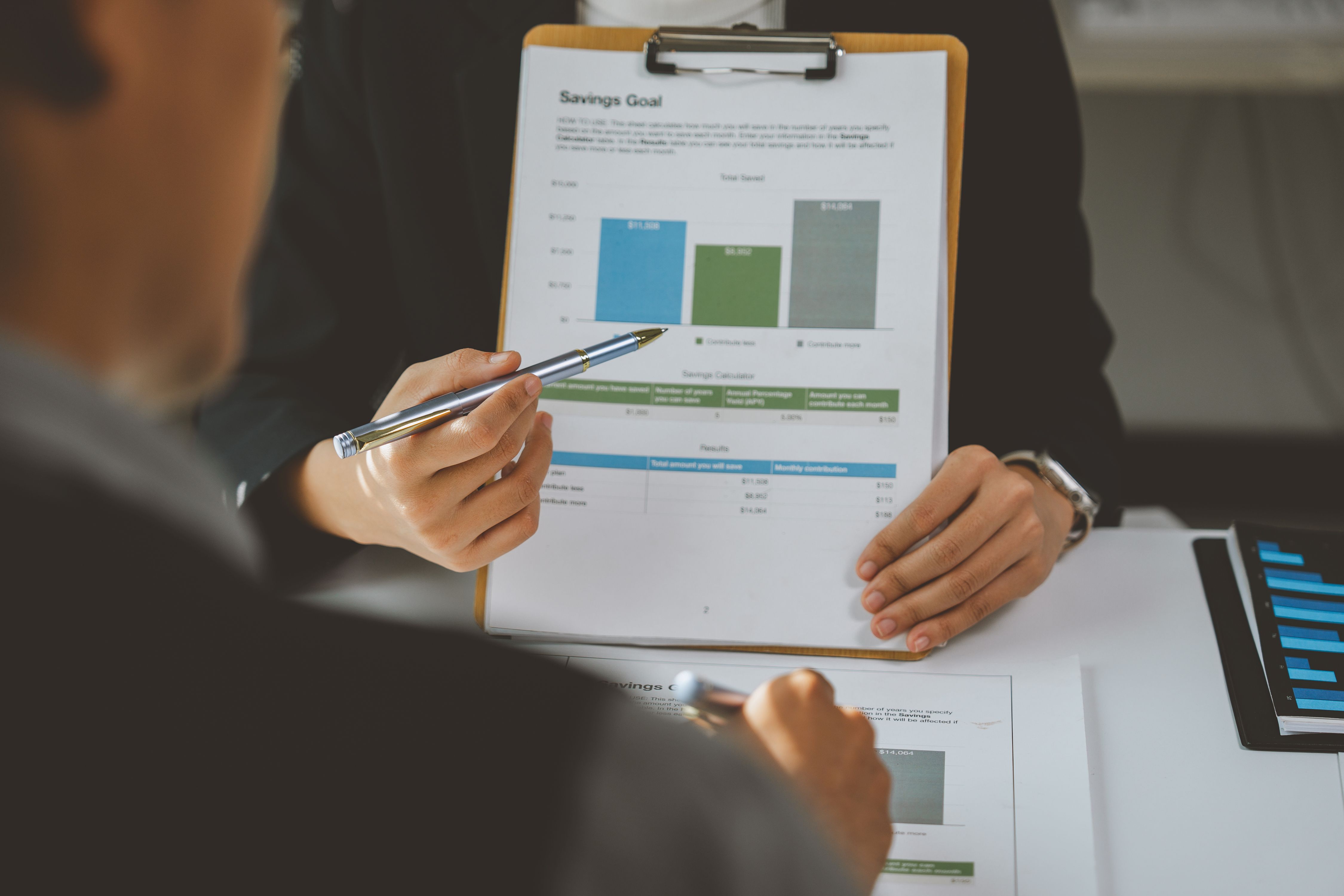 안정적인 은퇴소득을 위한 두 축 — 보험과 연금의 전략적 결합