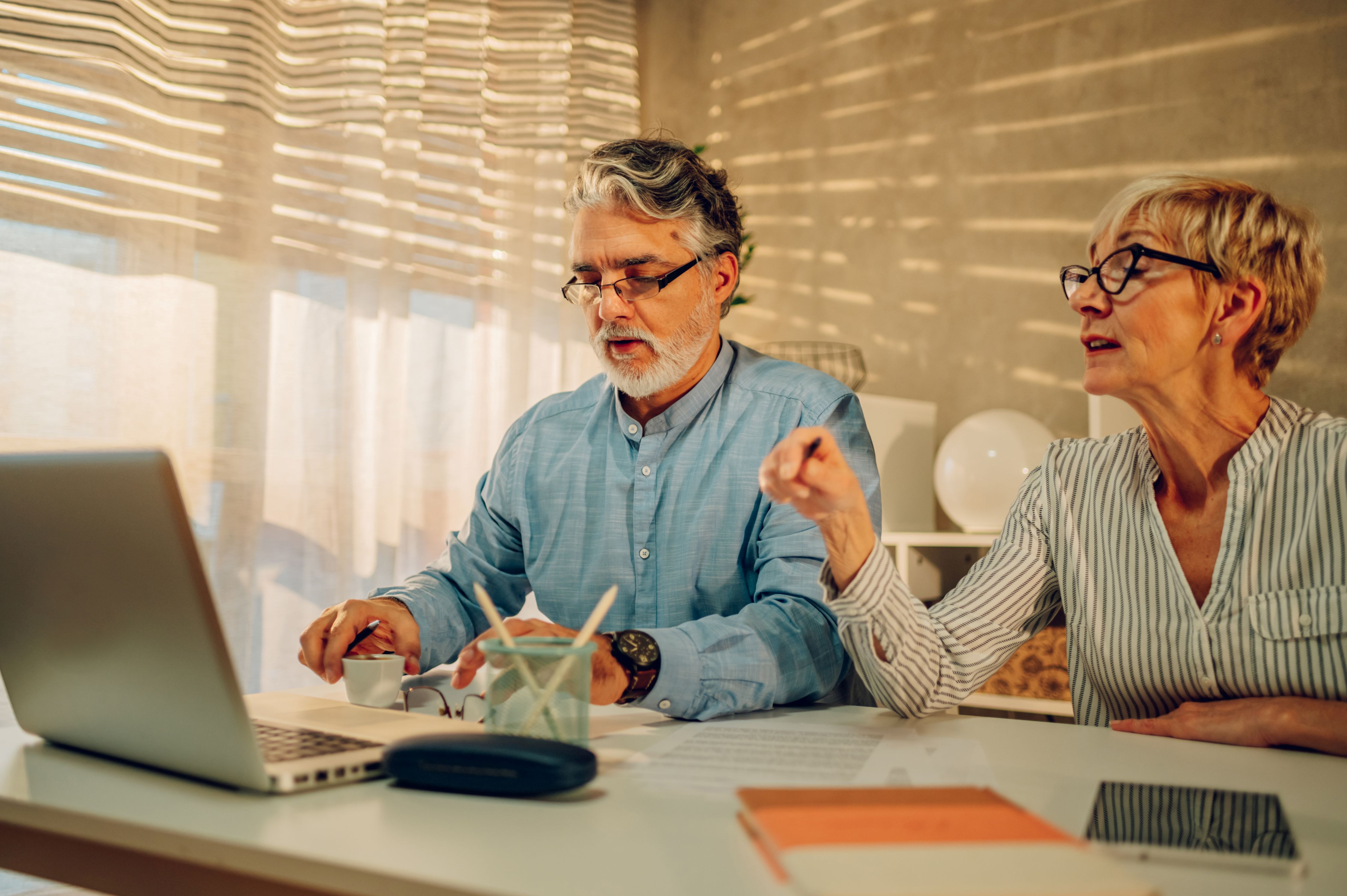 401(k)를 IRA로 옮기는 것이 좋을까? | 401(k) Rollover 방법, 세금, 어뉴이티 및 은퇴자금 관리 전략