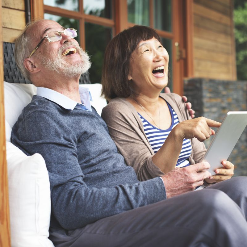 부부의 은퇴 계획 : 함께 준비하되 시기는 다르게